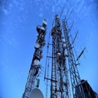 ISO9001 ha galvanizzato la torre d'acciaio della telecomunicazione angolare di 4 gambe con l'arresto di caduta