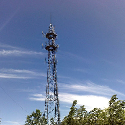 Torre di antenna autosufficiente della grata fornita di gambe 4