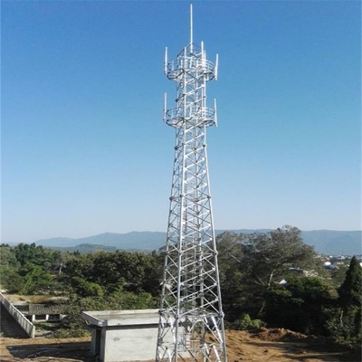 Torre 4 della grata di isolato di telecomunicazione fornita di gambe